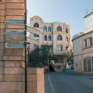 Otel Dastan, Bakü